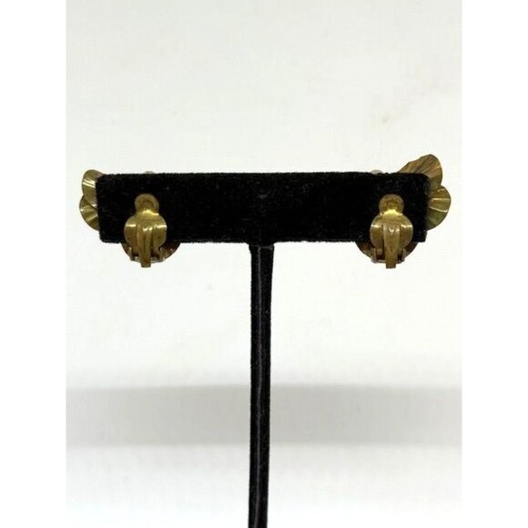 Vintage Gold Tone & Enamel Faux Pearl Leaf Clip On Earrings - Picture 5 of 7